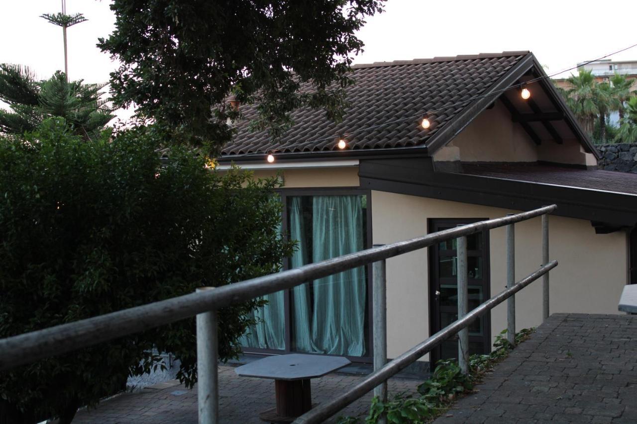 Lily House Villa กราวินา ดิ กาตาเนีย ภายนอก รูปภาพ